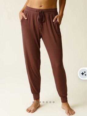 Kindred Bravely Ultralight lounge Jogger in Redwood M